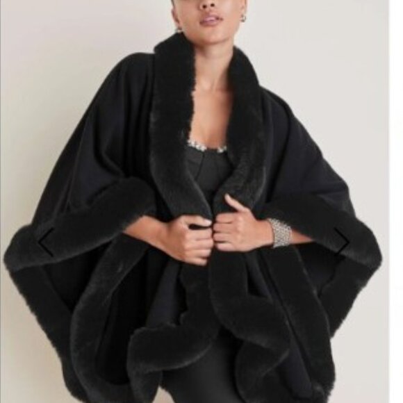 Elegant Fur Trim Shawl NWT - Picture 1 of 3